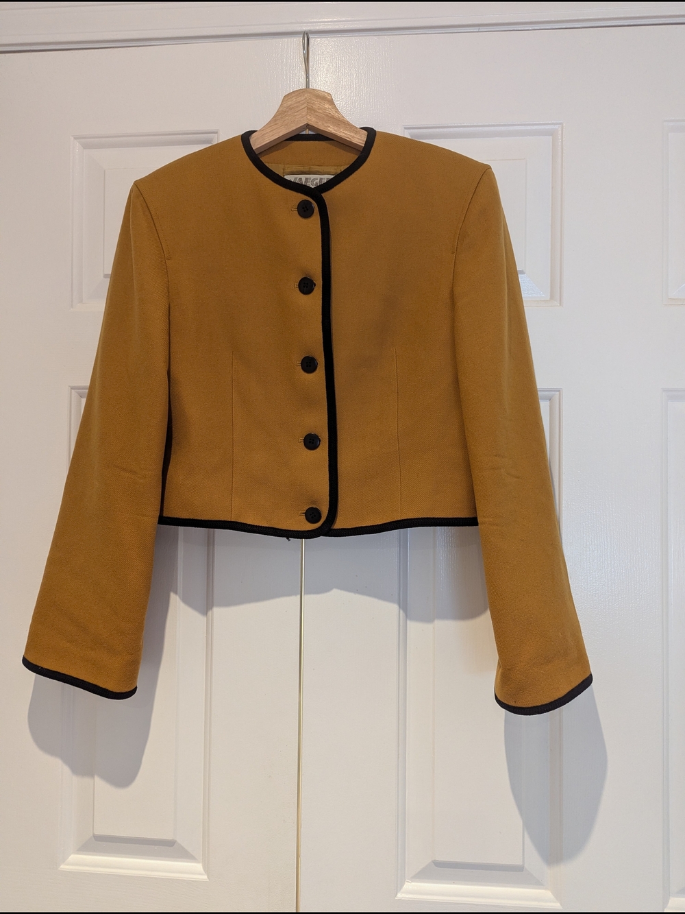 Vintage Jaeger Womens Cropped Mustard Yellow Blazer Jacket 100% Wool Minimalist